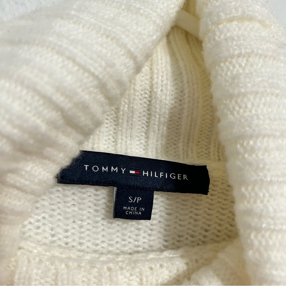 Tommy Hilfiger White Cowl Neck Argyle Sweater Size Small - Picture 3 of 5